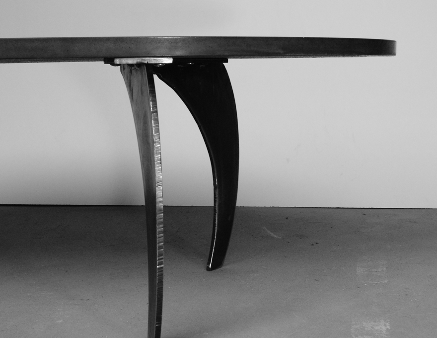 table-elliptique-beton-antoine courtion-malherbe edition